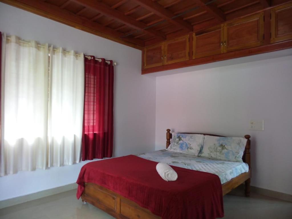 Coorg Divine Spark Home Stay Suntikoppa Eksteriør bilde
