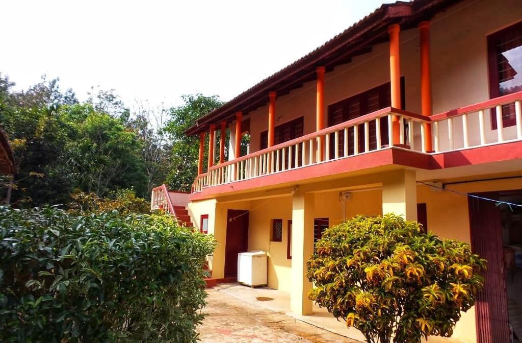 Coorg Divine Spark Home Stay Suntikoppa Eksteriør bilde