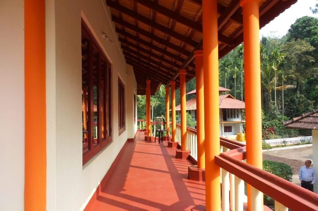 Coorg Divine Spark Home Stay Suntikoppa Eksteriør bilde