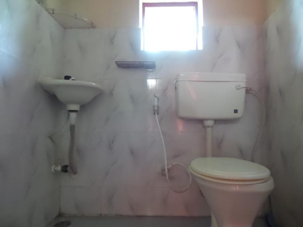 Coorg Divine Spark Home Stay Suntikoppa Eksteriør bilde